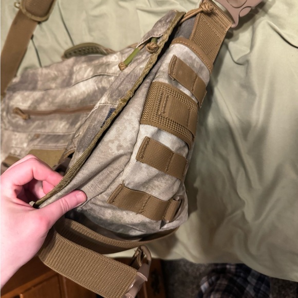 Hazard 4 Defense Courier Tactical Laptop Messenger Bag, ATACS - MSG-DFC-ATS - Picture 5 of 10